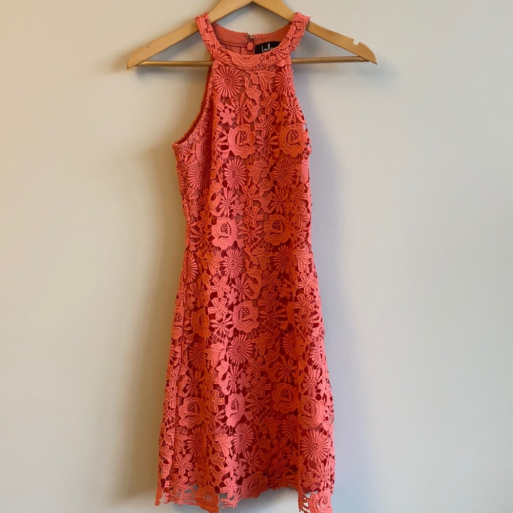 Lulus halter lace bodycon dress